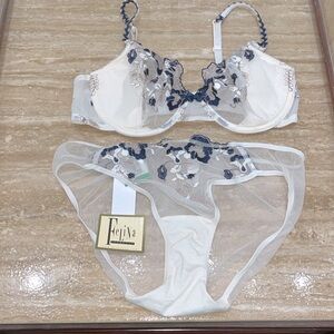Beautiful Felina sexy 2pc embroidered matching bra/panty set